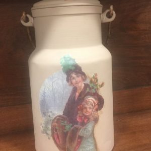 Antigua lechera decorada ideal como cubitera