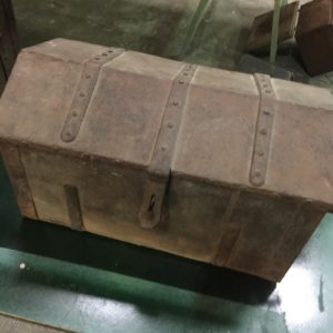 Excepcional Cofre Para Transportar Dinero En Medievo