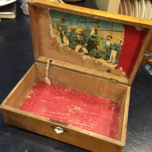 Caja Metal Muy Antigua