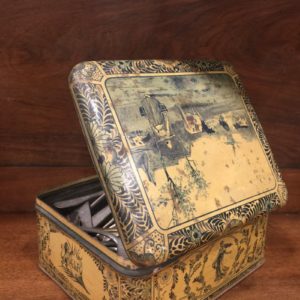 Caja Antigua Metal Fr