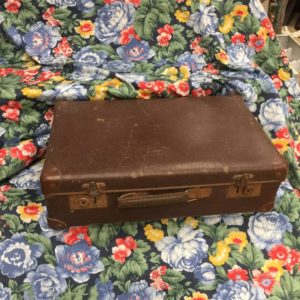 Maleta Antigua de Cartón