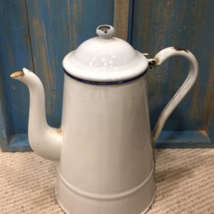 Cafetera esmalte antigua