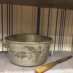 Recipiente aluminio.