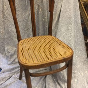 Silla Antigua Tipo Tonet Rejilla